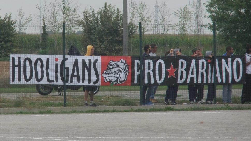 La foto del giorno: gli Hooligans della Pro Bariano