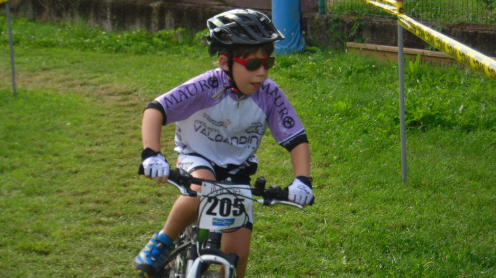 Tantissimo ciclismo, un sacco di tornei seguiti e poi due pagine sul gran finale di Vota la Miss di Bergamo & Sport. Appuntamento in edicola