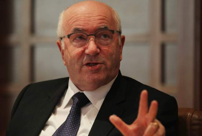 Tavecchio scrive ai ragazzi del calcio lombardo: “Non ci siamo dimenticati di voi”