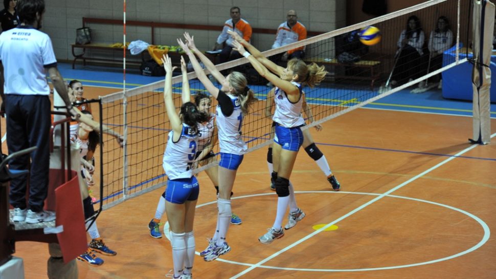 Volley, Lemen sconfitto a Pisogne. Ko bruciante per le ragazze di Malinov