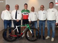 Ciclismo, il tricolore Garofoli e tanti giovani per la nuova stagione del Team LVF
