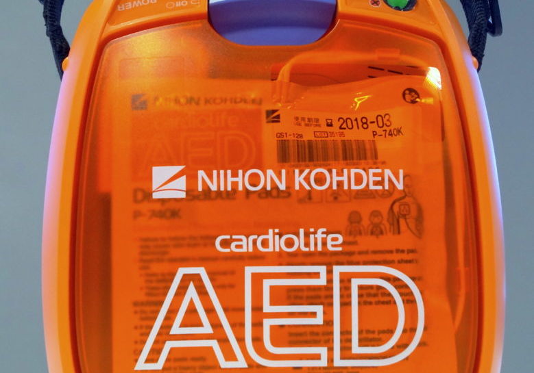 Defibrillatore AED 3100: ideale per le associazioni sportive con atleti di tutte le età