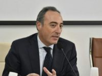 Gallera: “Valutiamo la chiusura dei trasporti e delle attività produttive in Lombardia”