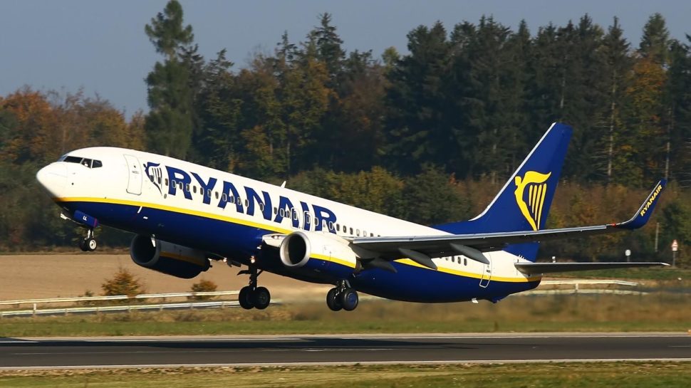 Ultim’ora: Ryanair da venerdì cancella anche tutti i voli internazionali: “Chi ha bisogno di essere rimpatriato, potrà farlo entro il 13”