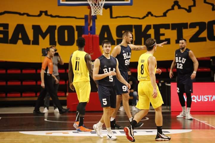 Il Bergamo Basket prepara il campionato nonostante il virus. Coach Calvani: “Lavoriamo per essere pronti”