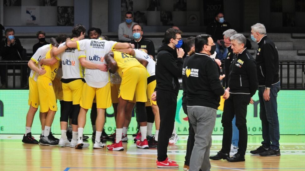 Bergamo Basket domenica alle 16 a Trapani. Coach Calvani: “Ce la giochiamo alla pari”