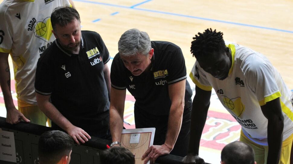 Bergamo Basket. L’orgoglio di coach Calvani: “Siamo anche noi in campionato. Adesso vogliamo risalire”