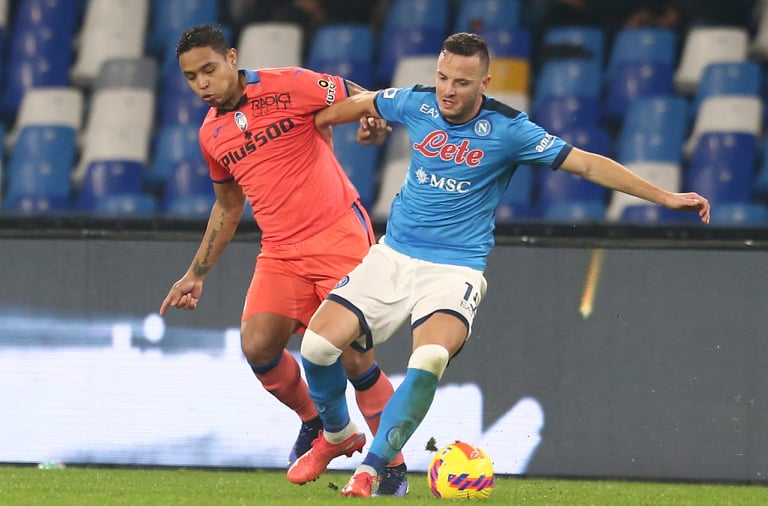 Napoli, Asl2 contro Asl1: tre giocatori partenopei messi in quarantena durante il viaggio in aereo verso Torino