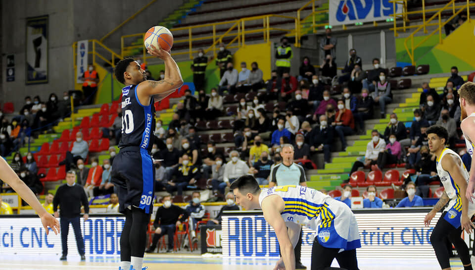 La Blu Basket cade a Verona