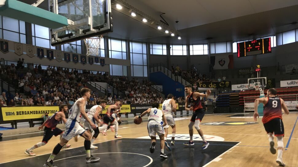 Bergamo Basket, la stagione finisce a Cividale. Standing ovation per una squadra che ha fatto miracoli