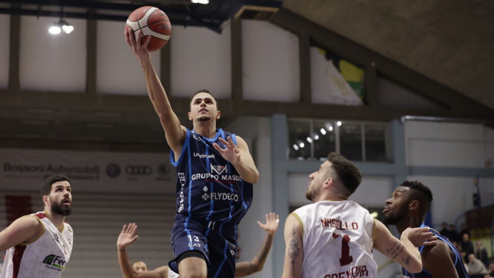 Marini, l’anima della Blu Basket corsara: vittoria netta a Cremona
